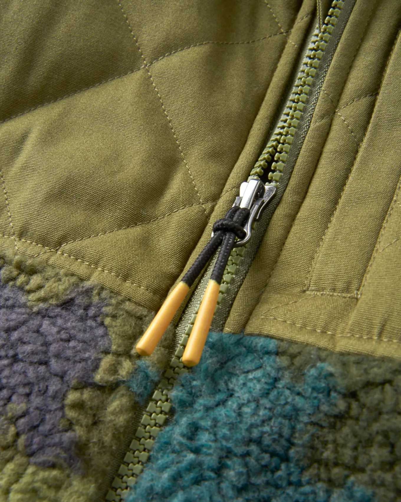 Adventure 2.0 Recyceltes Tiefflor-Sherpa-Fleece - Alpin Camo Khaki