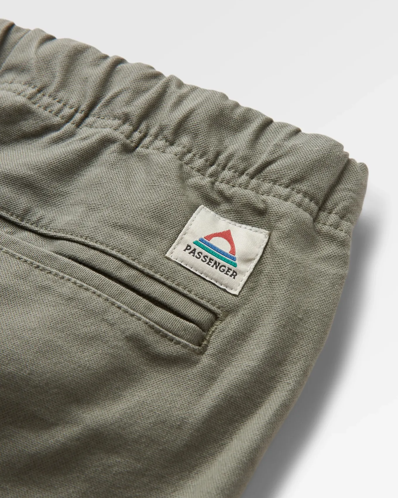 Adventurer Bio-Canvas-Hose - Staubige Olive