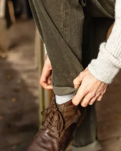 Adventurer Cordhose - Staubige Olive