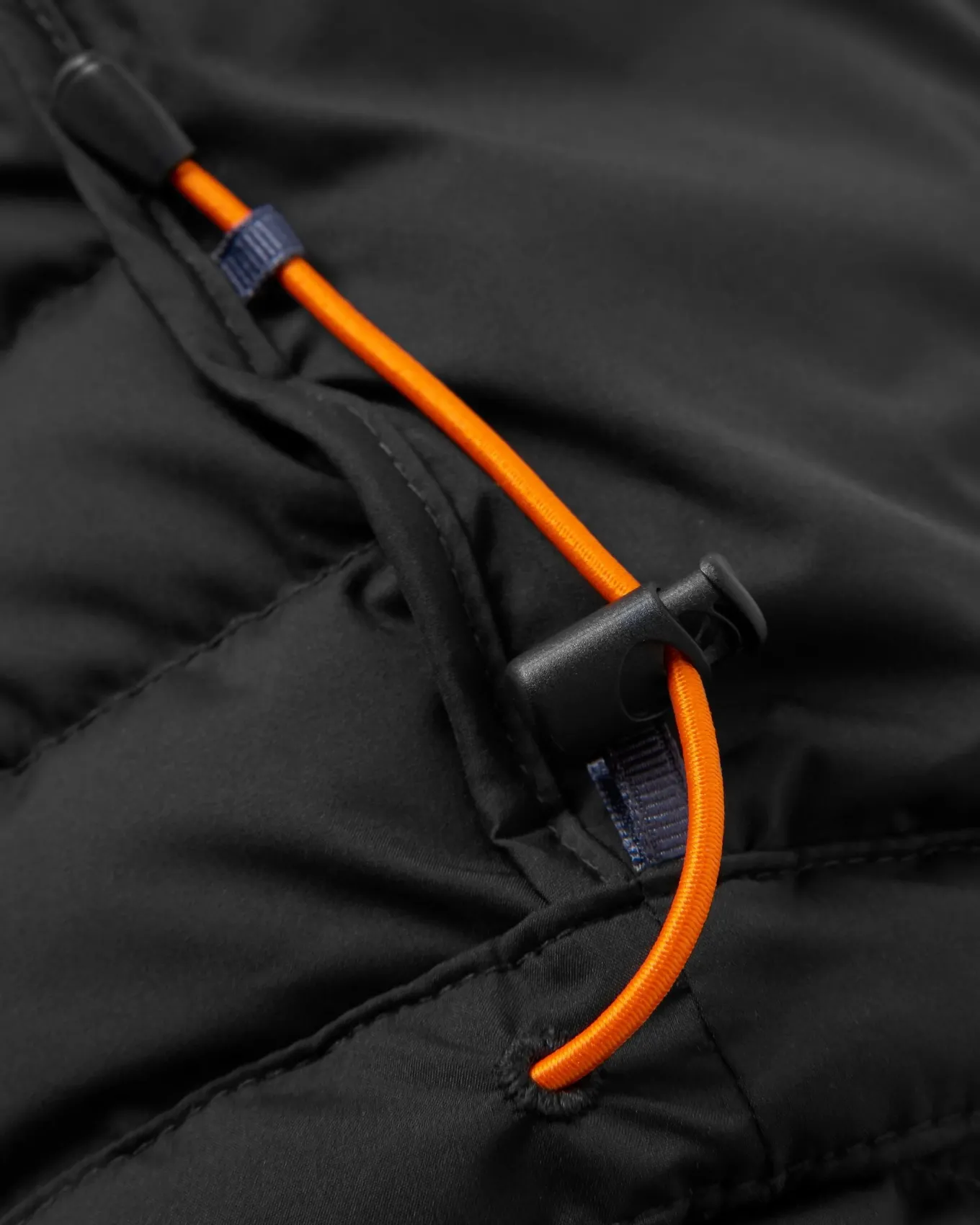 Ashland Down Recycelte Jacke - Schwarz