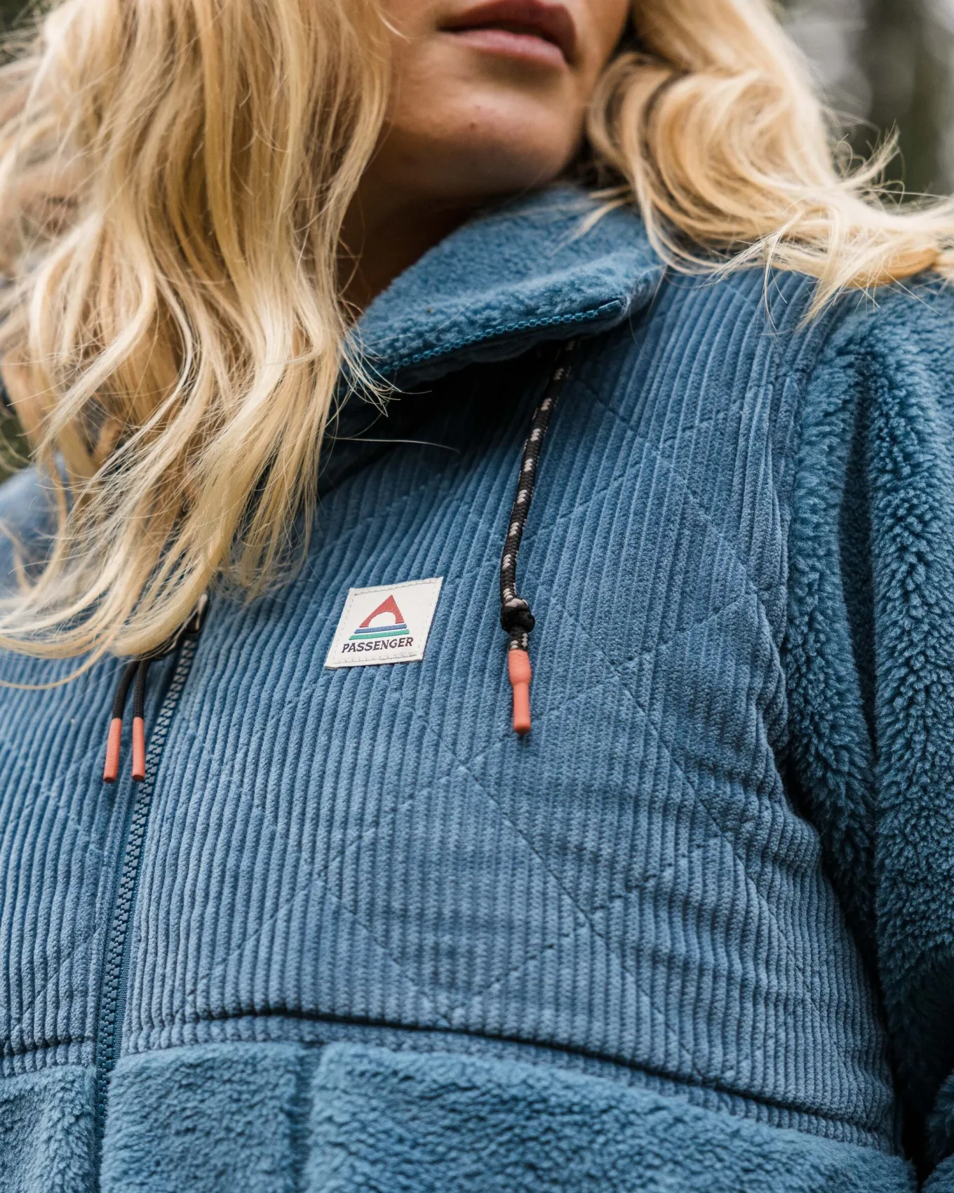 Awaken Recyceltes Tiefflor-Sherpa-Fleece - Verwaschenes Blau