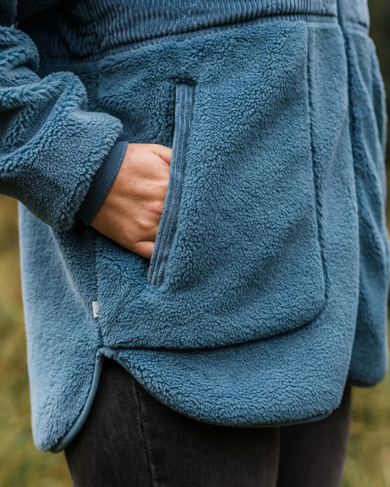 Awaken Recyceltes Tiefflor-Sherpa-Fleece - Verwaschenes Blau