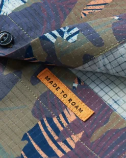 365 Bedrucktes Aktiv-Shirt - Palmen-Camo Apricot