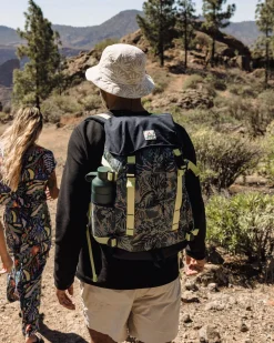 Boondocker Recycelter 26L Rucksack - Abstrakte Seealge Pistazie