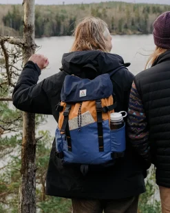 Boondocker Recycelter 26L Rucksack - Honig/Dunkelblau/Sattes Marineblau