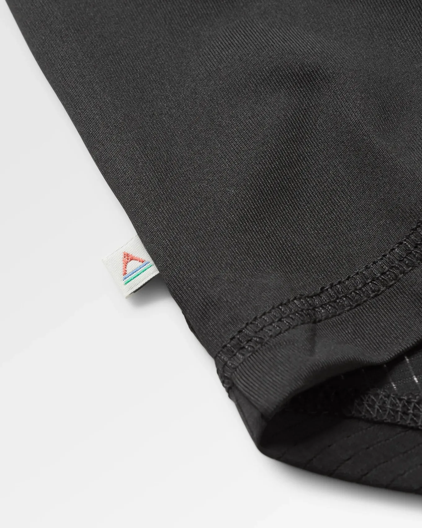 Chakra Tie Back Aktiv Recyceltes T-Shirt - Schwarz