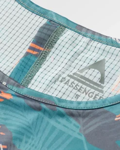 Chakra Tie Back Aktiv Recyceltes T-Shirt - Palm Camo Tiefsee