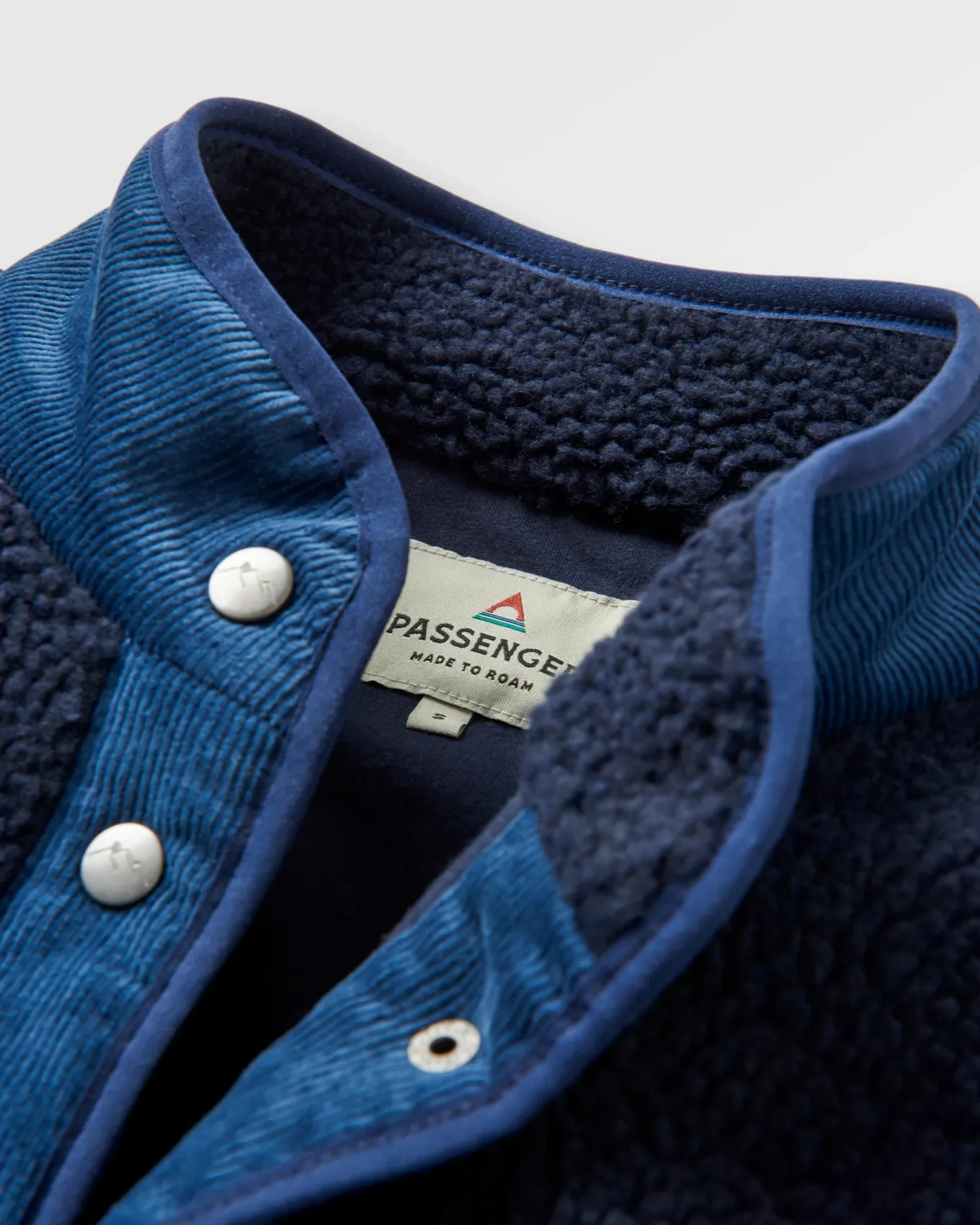 Clover 2.0 recyceltes Sherpa-Fleece - Tiefes Marineblau