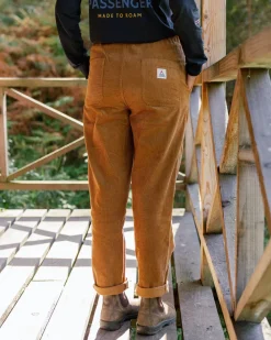Compass Recycelte Cordhose - Kokosnuss