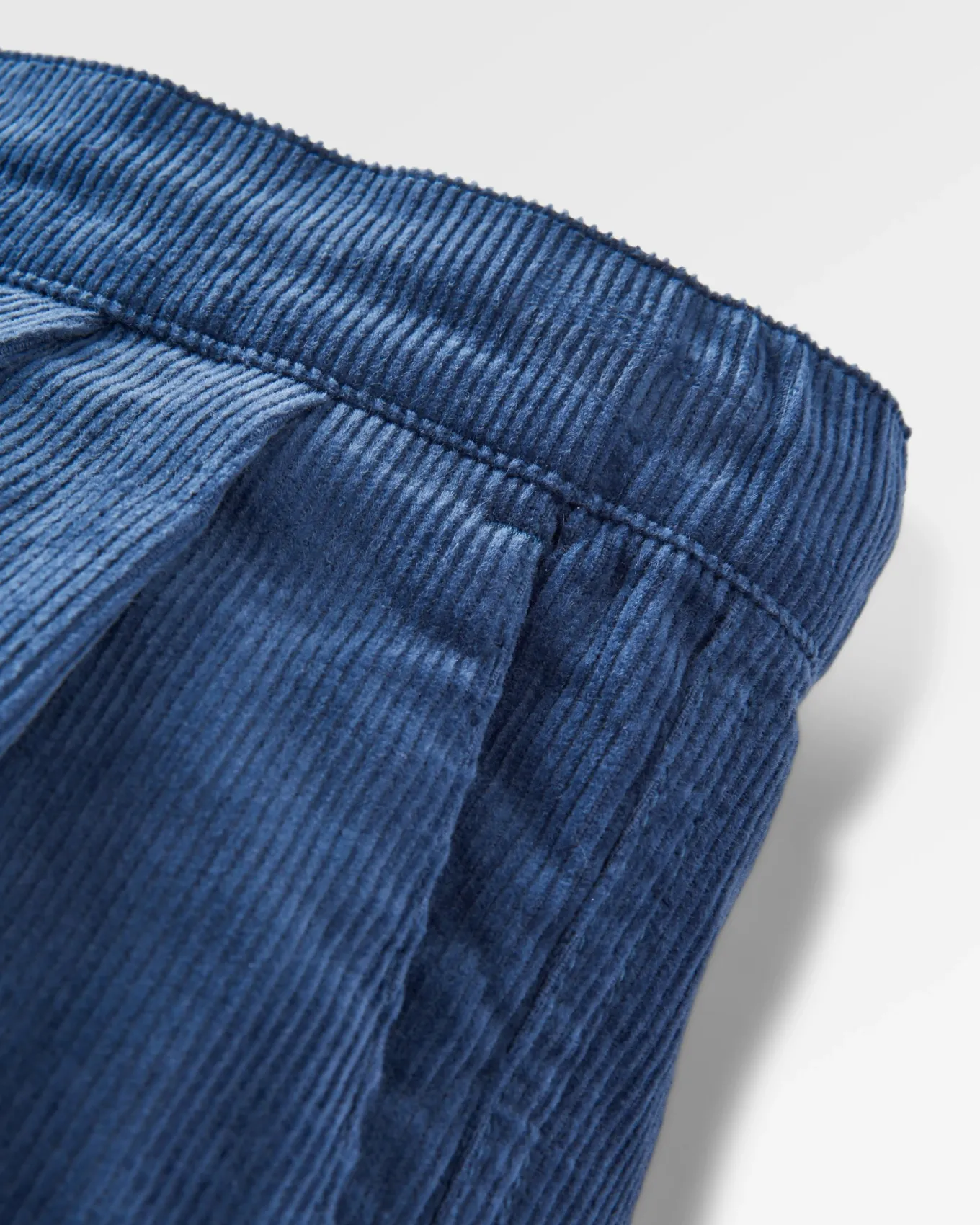 Compass Recycelte Cordhose - Dunkler Denim