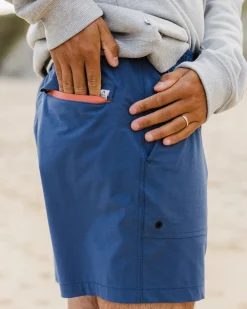 Core Allzweck-Short - Dunkler Denim