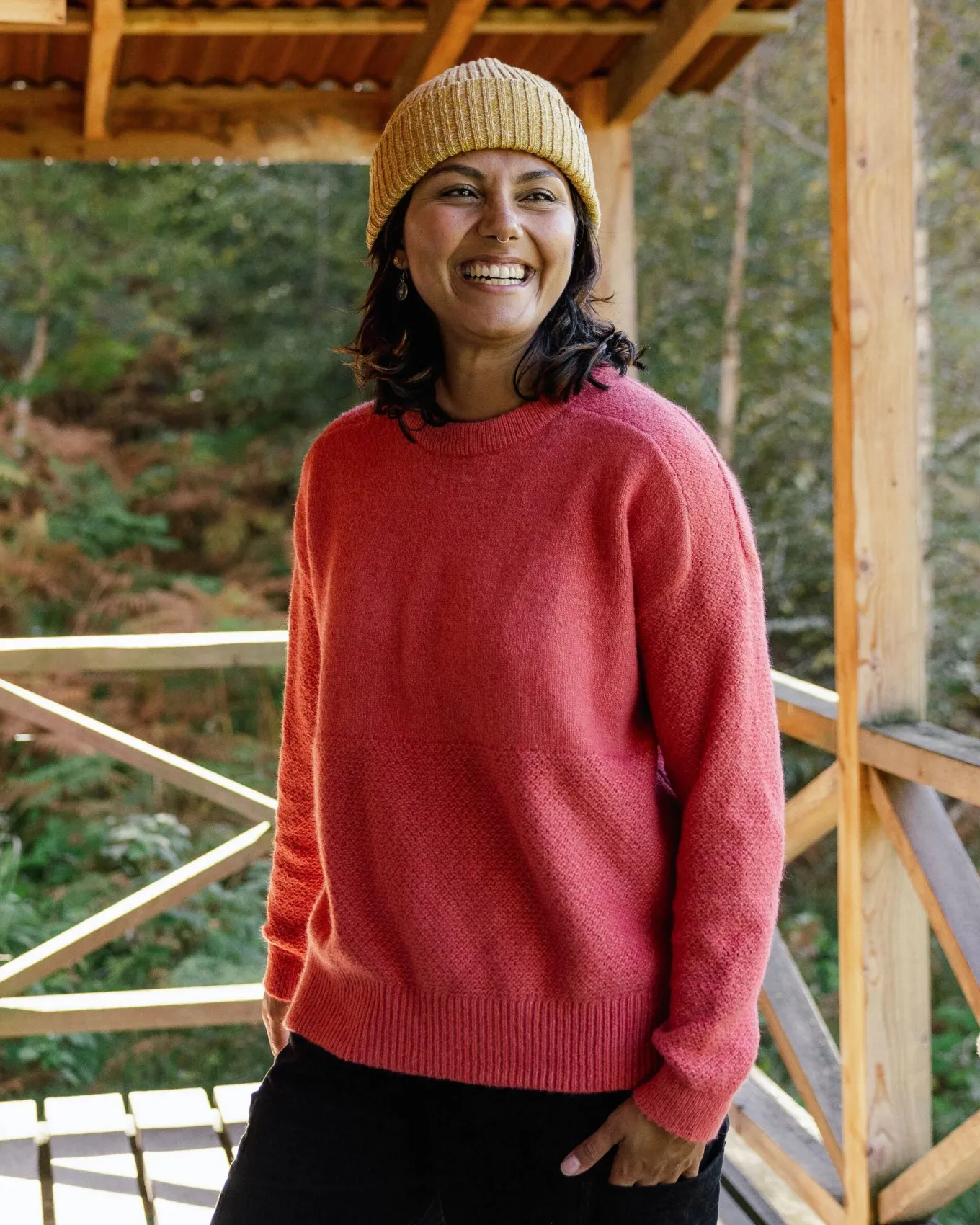 Cove Recycelter Gestrickter Pullover - Mineralrot