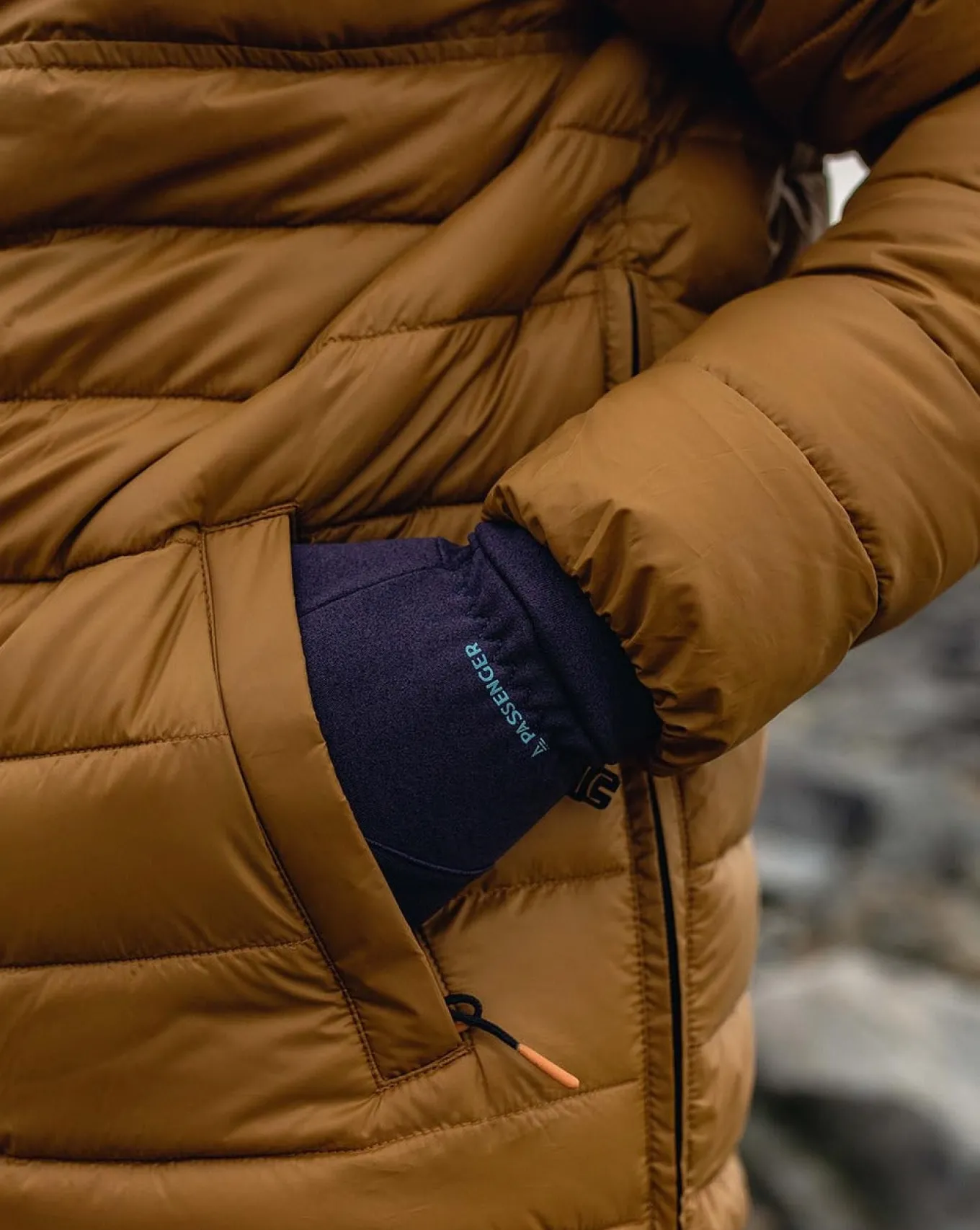 Crest Recycelte Isolierjacke - Goldbraun