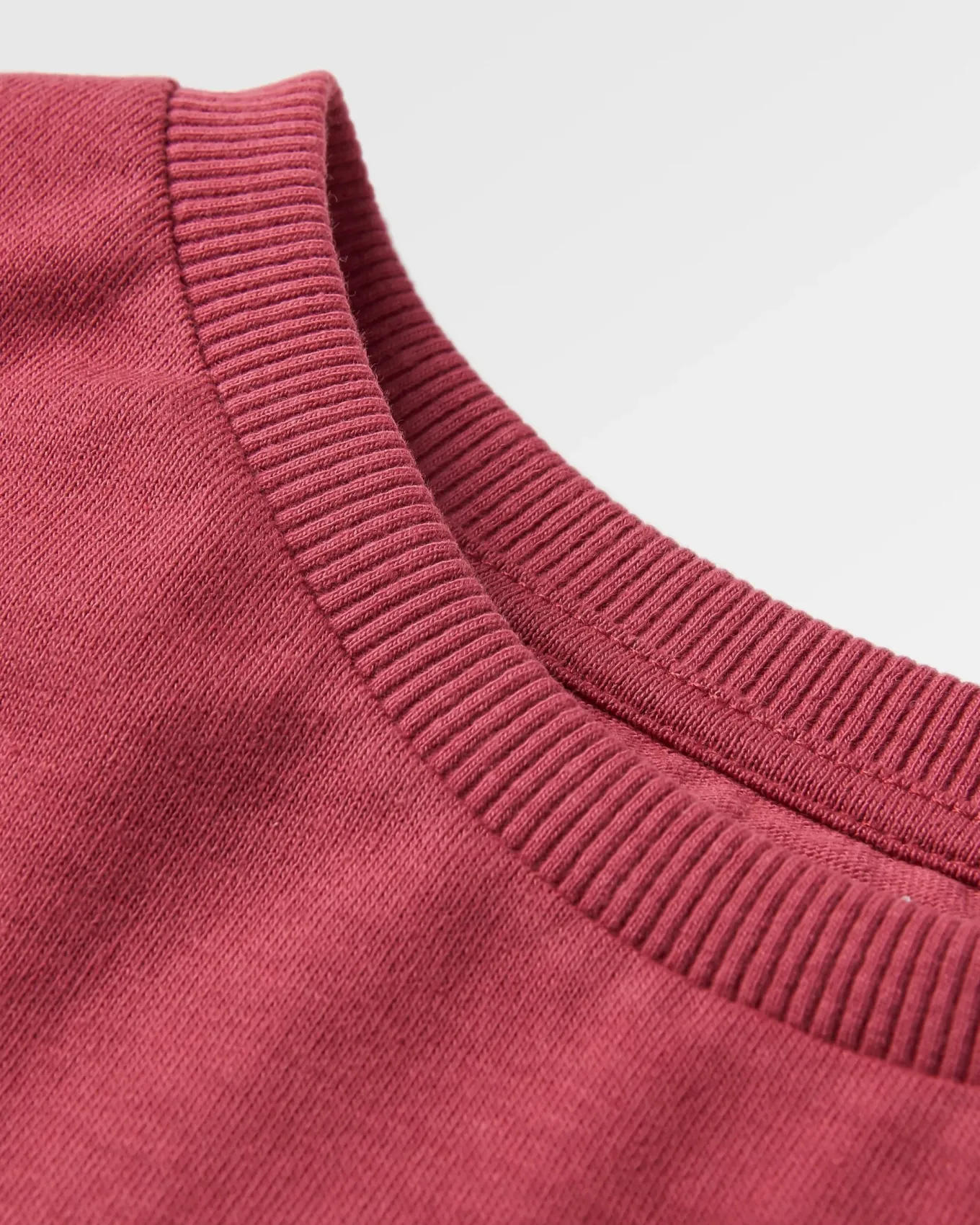 Dawn Recyceltes Baumwoll-Langarmshirt - Erde Rot