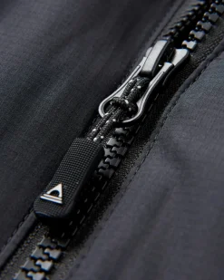 Daybreak Leichte Recycelte Thermore® Isolierte Jacke - Schwarz