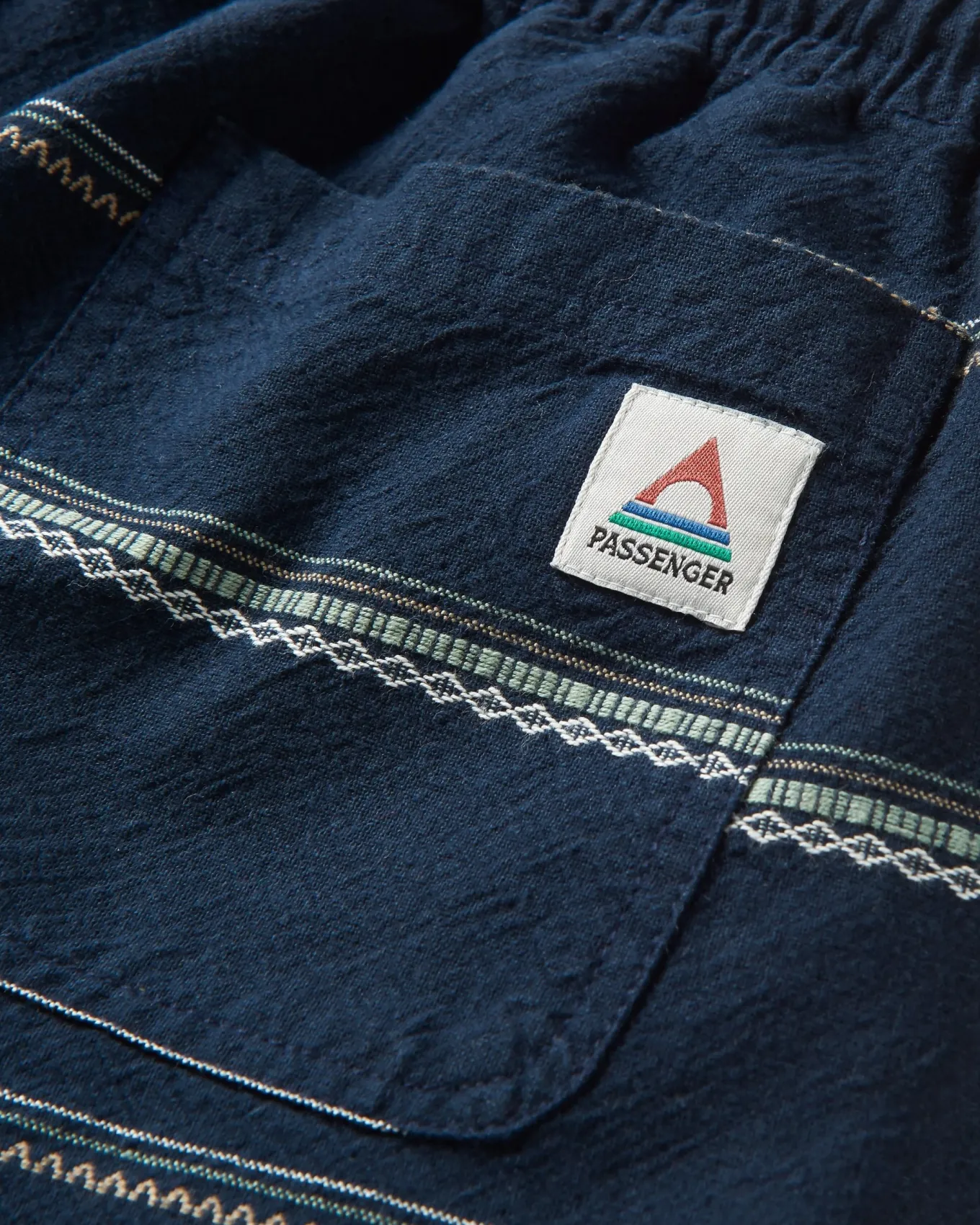 Drifter Bio-Baumwolle Jacquard Shorts - Tiefes Marine Jacquard Streifen