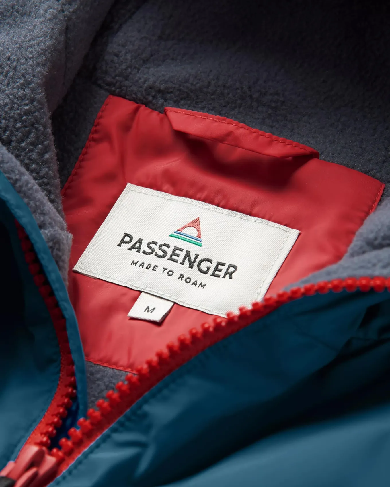 Dusk Recycelte Isolierjacke - Blauer Stahl