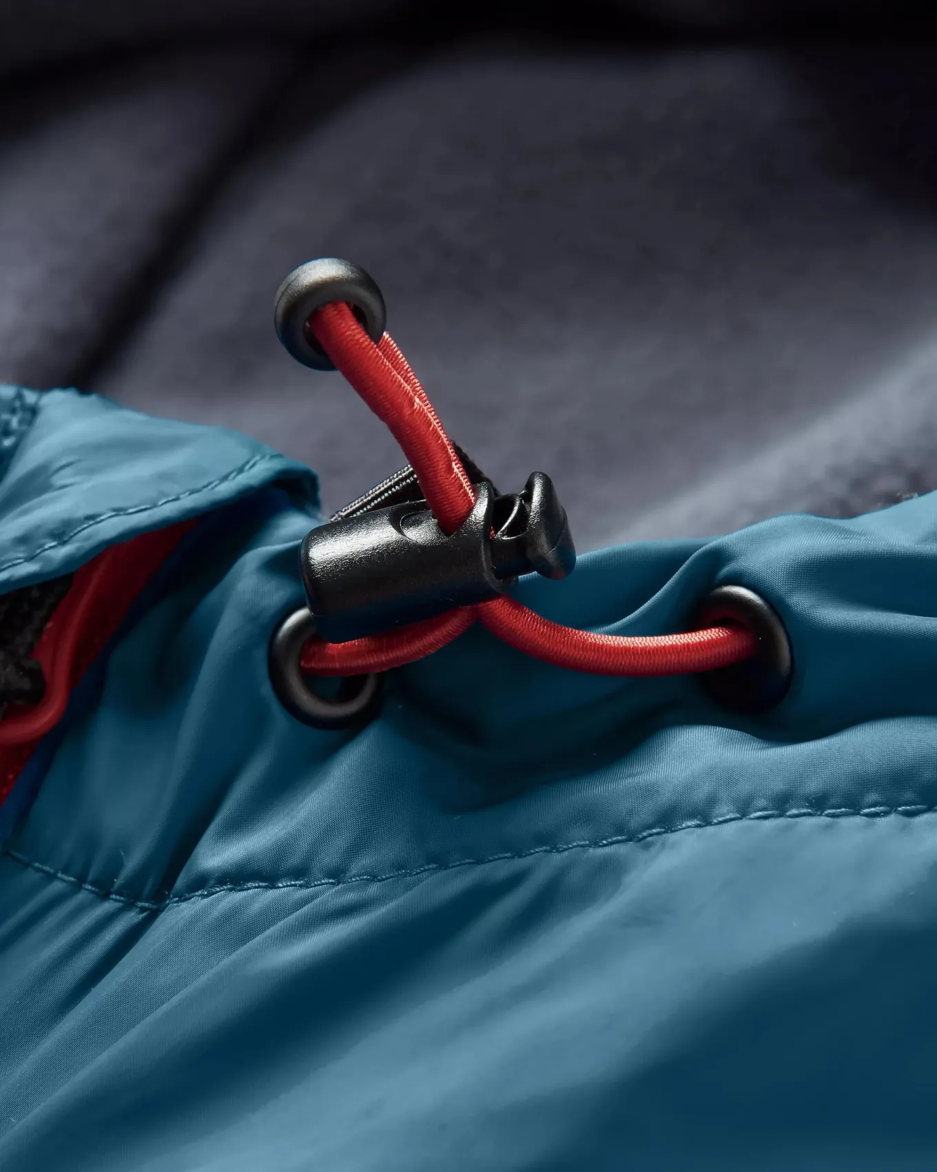 Dusk Recycelte Isolierjacke - Blauer Stahl