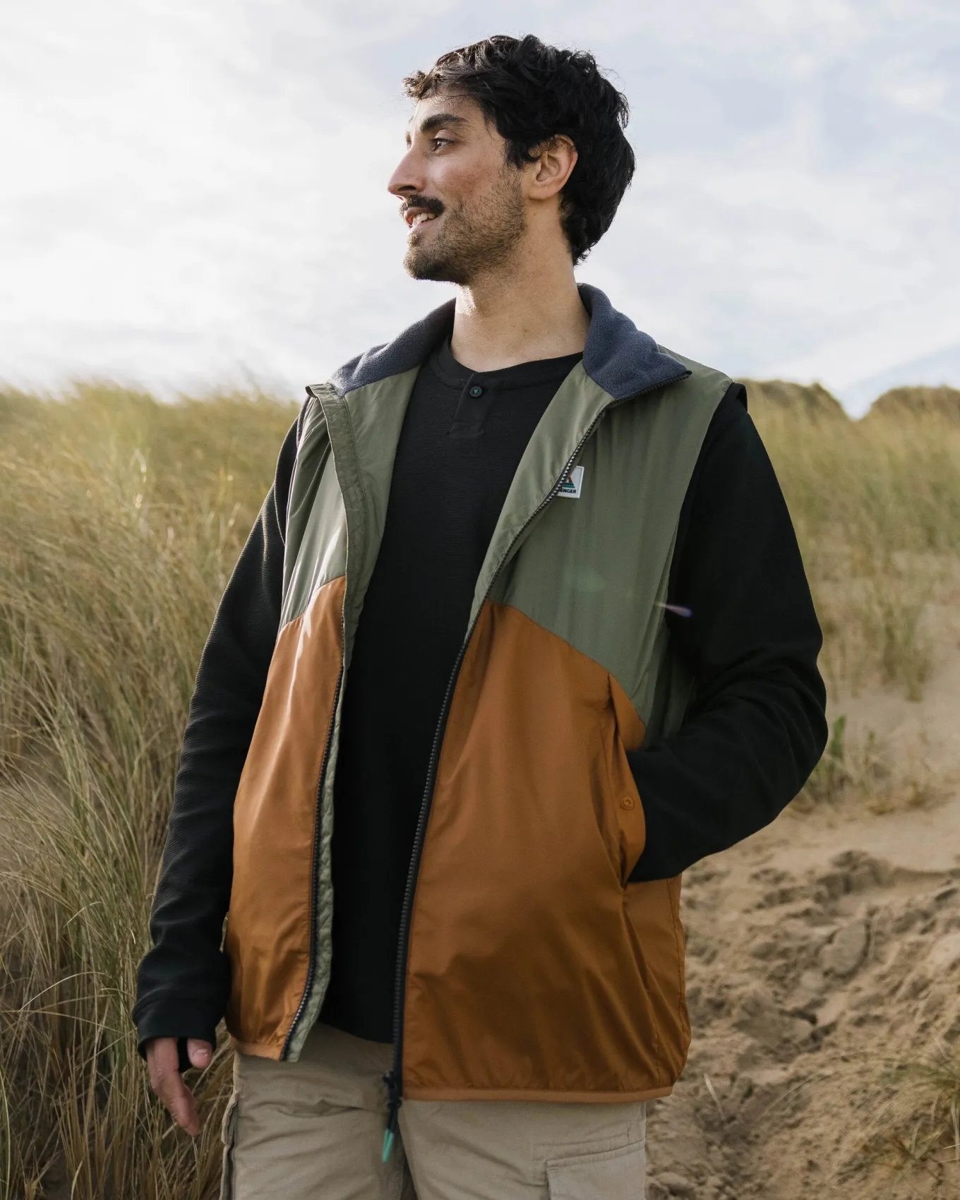 Dusk Recycelte Isolierweste - Staubige Olive