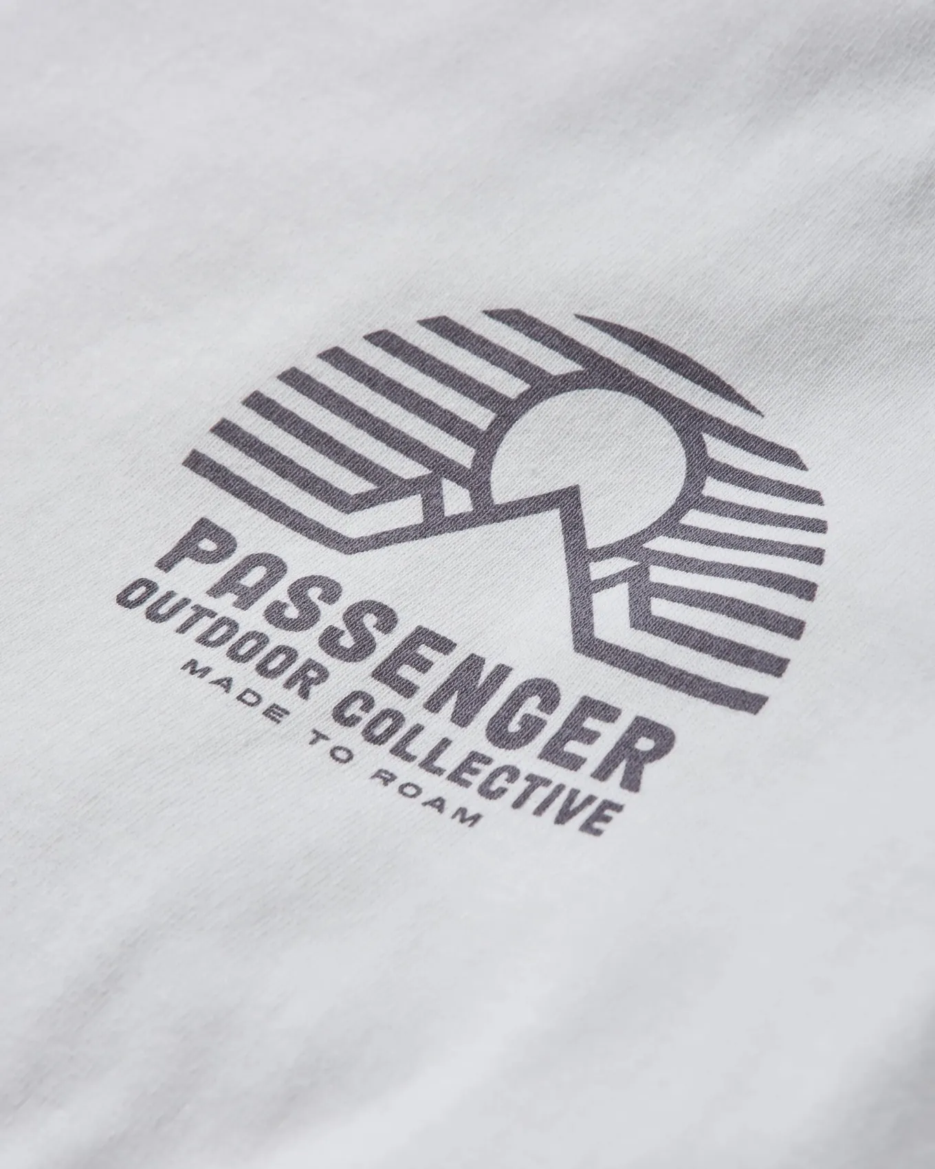 Elbio Recyceltes T-Shirt in entspannter Passform - Weiß
