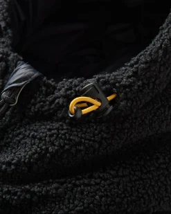 Elowen Kapuzenjacke aus recyceltem Isoliermaterial - Schwarz