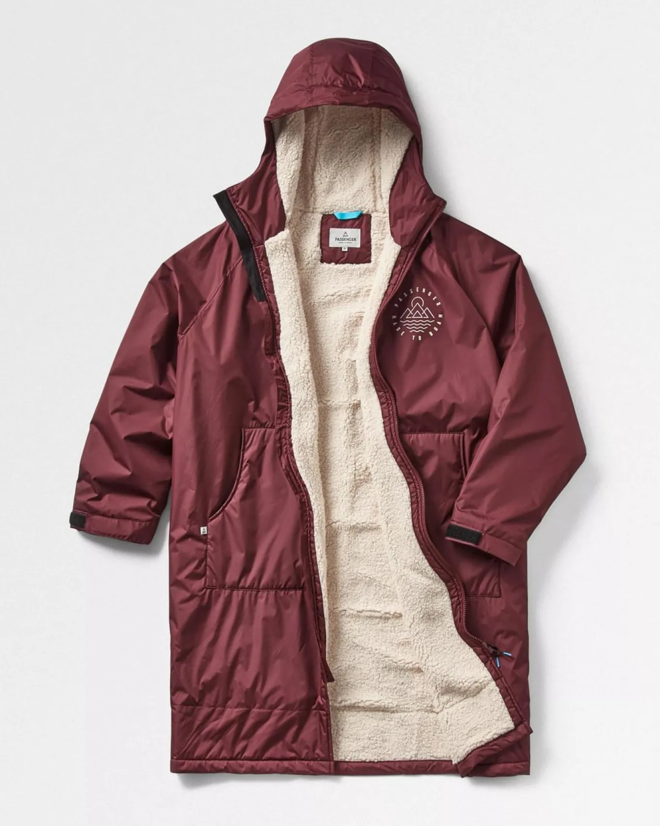 Escapism Recycelter Sherpa-gefütterter Surf Poncho - Windsor-Wein