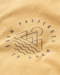 Escapism Recyceltes Baumwoll-T-Shirt - Senfgold