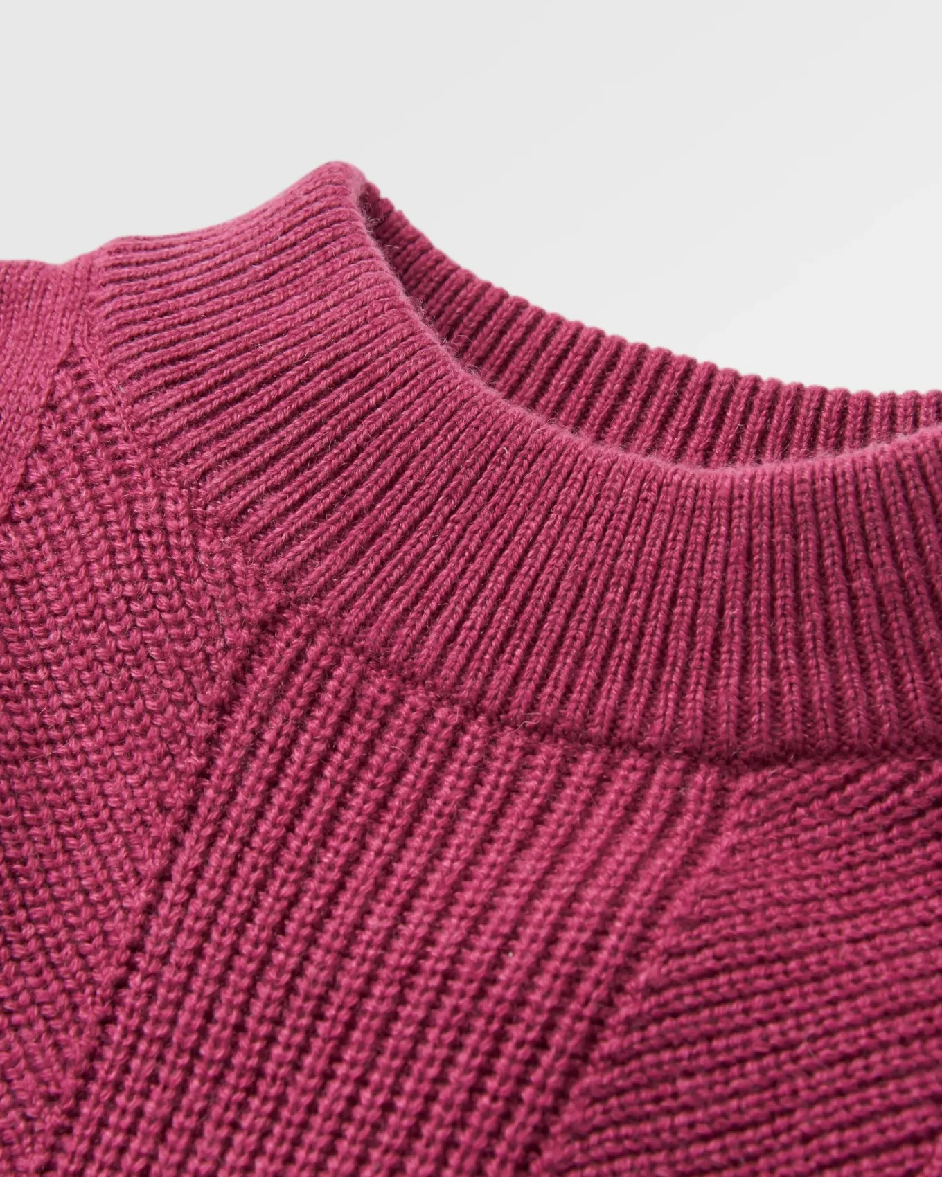 Hideout Übergroßer Bio-Strickpullover - Rhabarber