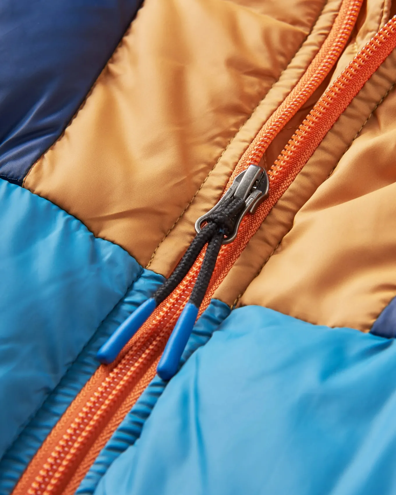 Kai Recycelte Isolierjacke - Tiefes Marineblau