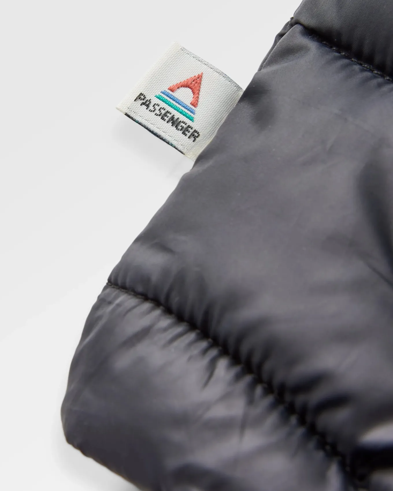 Kai Recycelte Isolierjacke - Schwarz