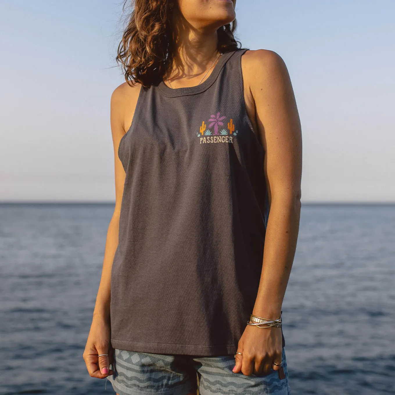 Laidback Top aus recycelter Baumwolle - Verblasstes Schwarz