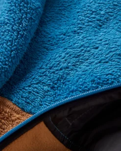 Loch Recyceltes Polarfleece mit Kapuze - Toffee/Blaustahl