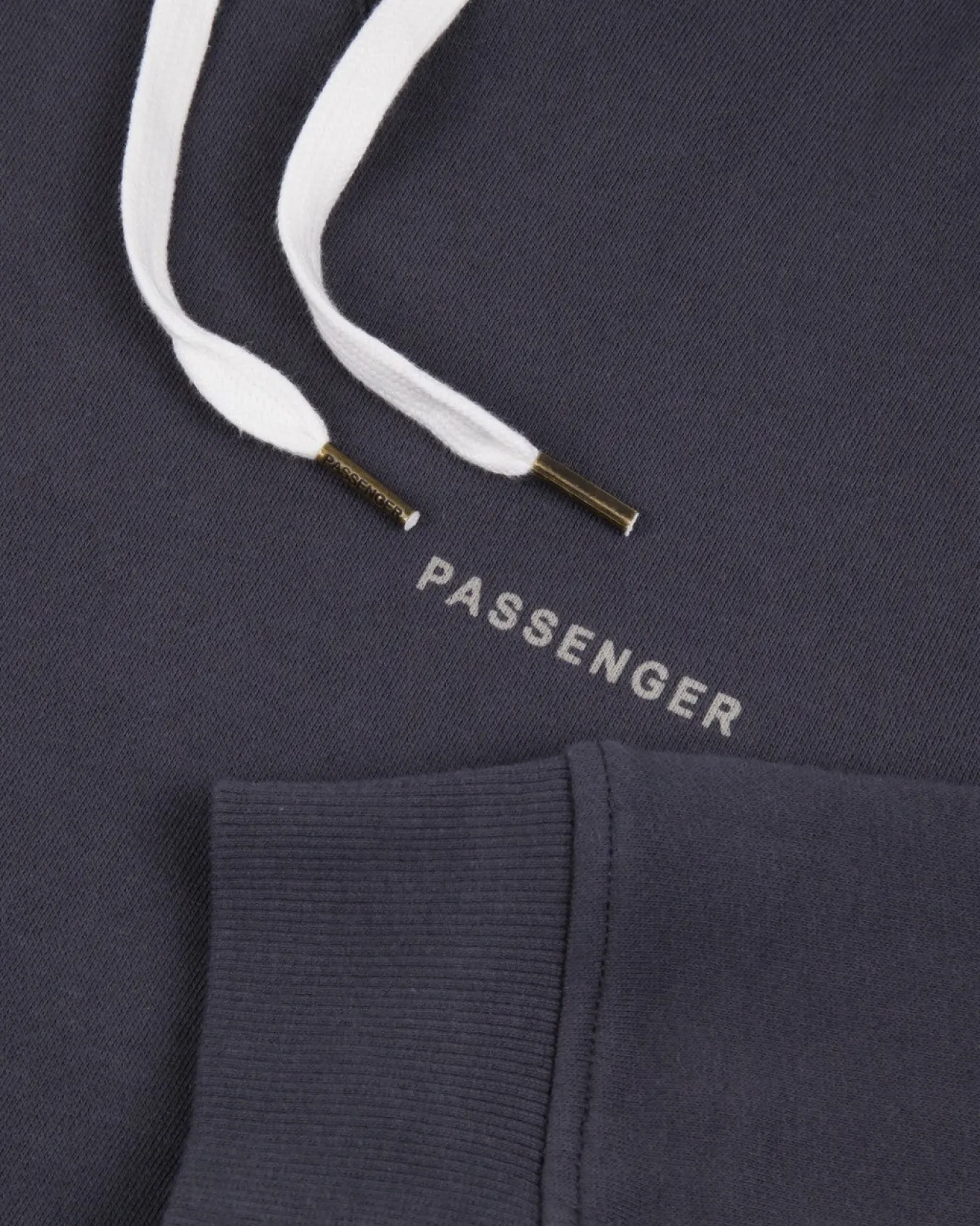 Made to Roam Recycelter Kapuzenpullover - Verblasstes Schwarz