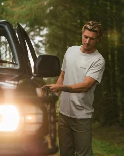 Made To Roam Recyceltes Baumwoll-T-Shirt - Graumeliert