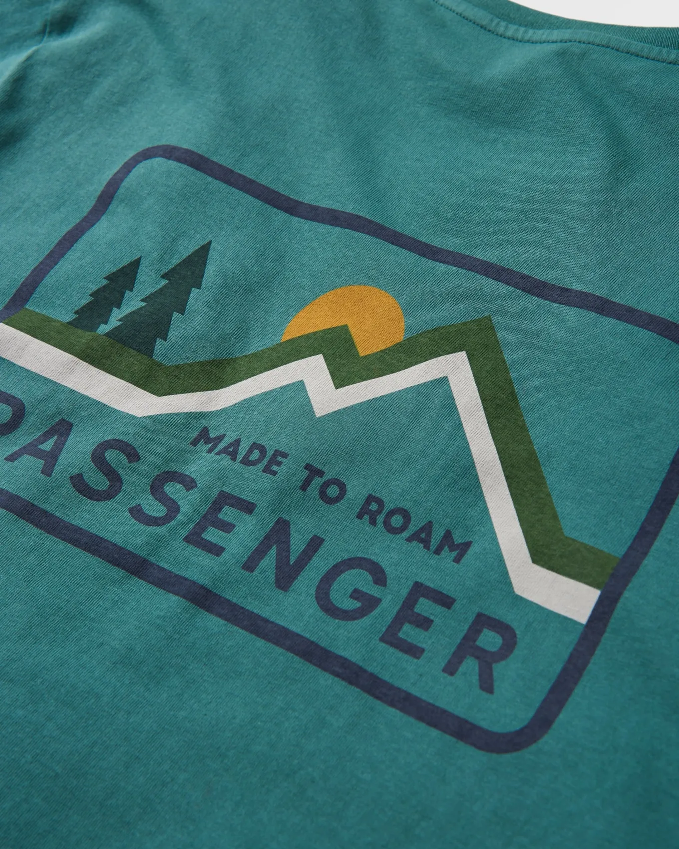 Made To Roam Recyceltes Baumwoll-T-Shirt - Tiefsee