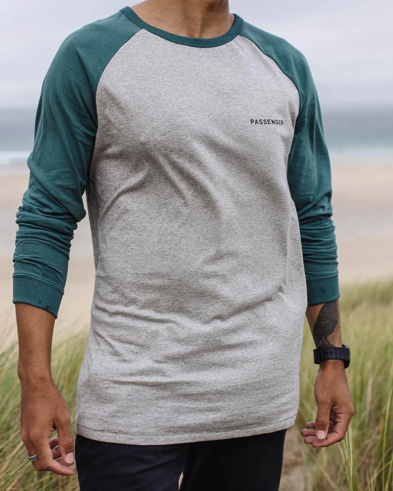 Made to Roam Recyceltes Langarmshirt - Graumeliert