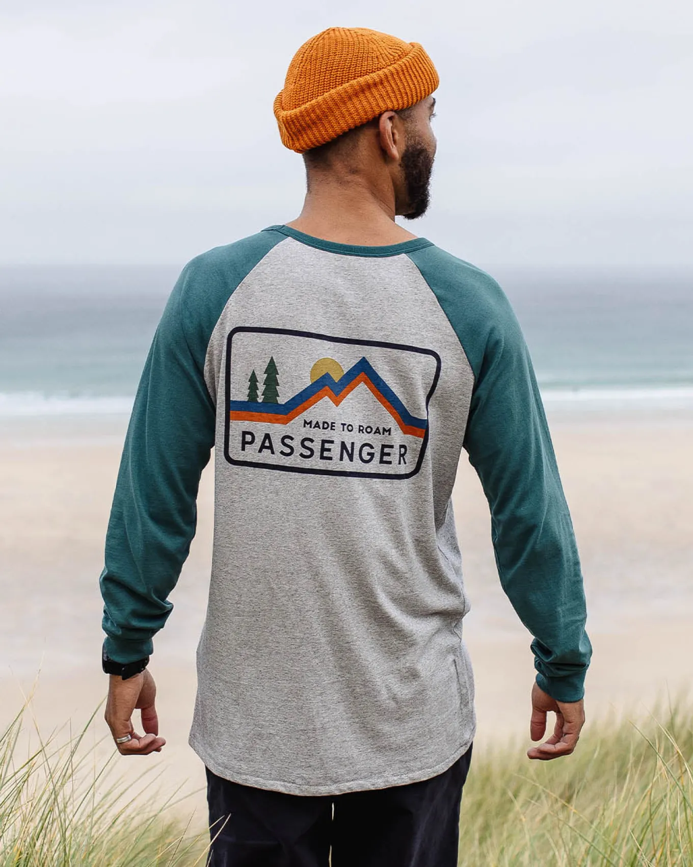 Made to Roam Recyceltes Langarmshirt - Graumeliert