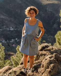 Mesmorise Organisches Baumwoll-Kleid - Verblasstes Denim