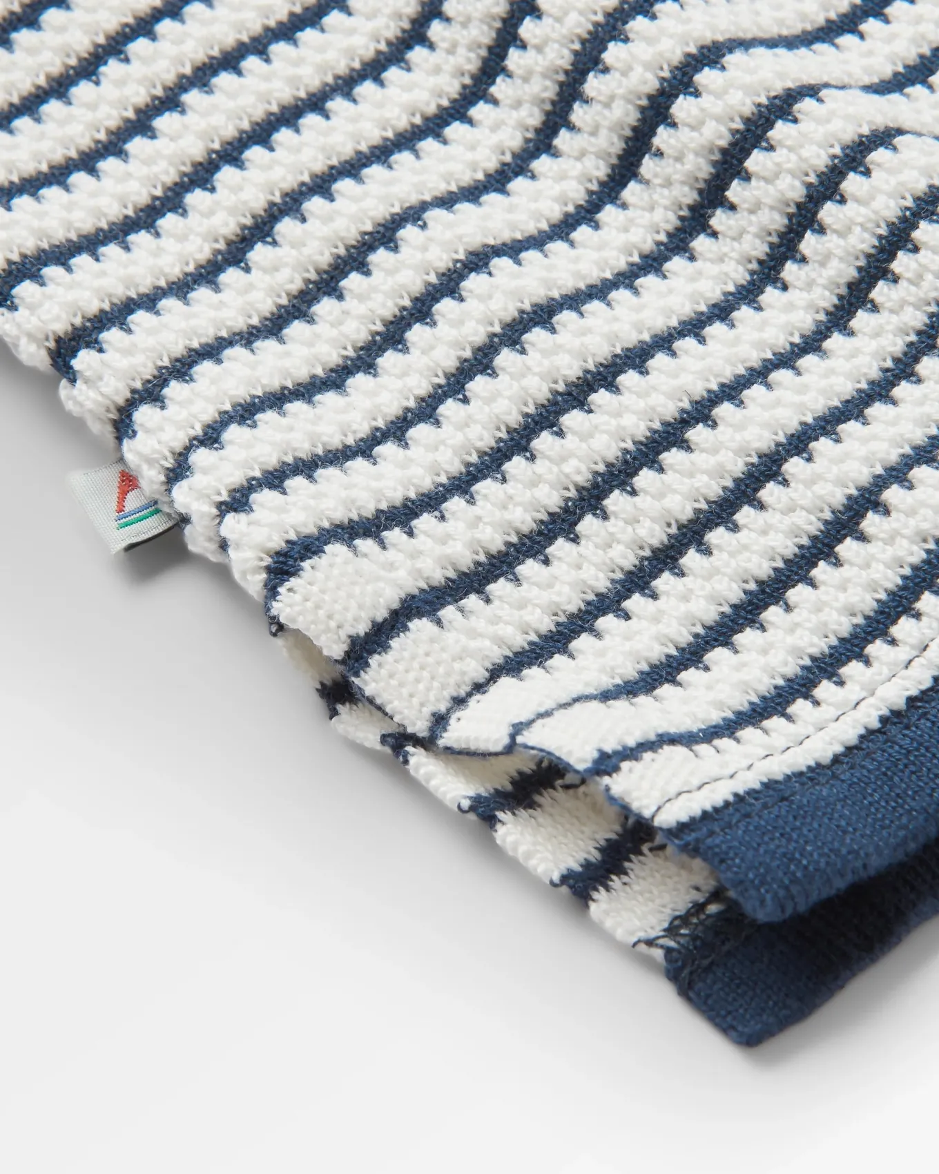 Muir Bio-Strickpullover - Off White Streifen