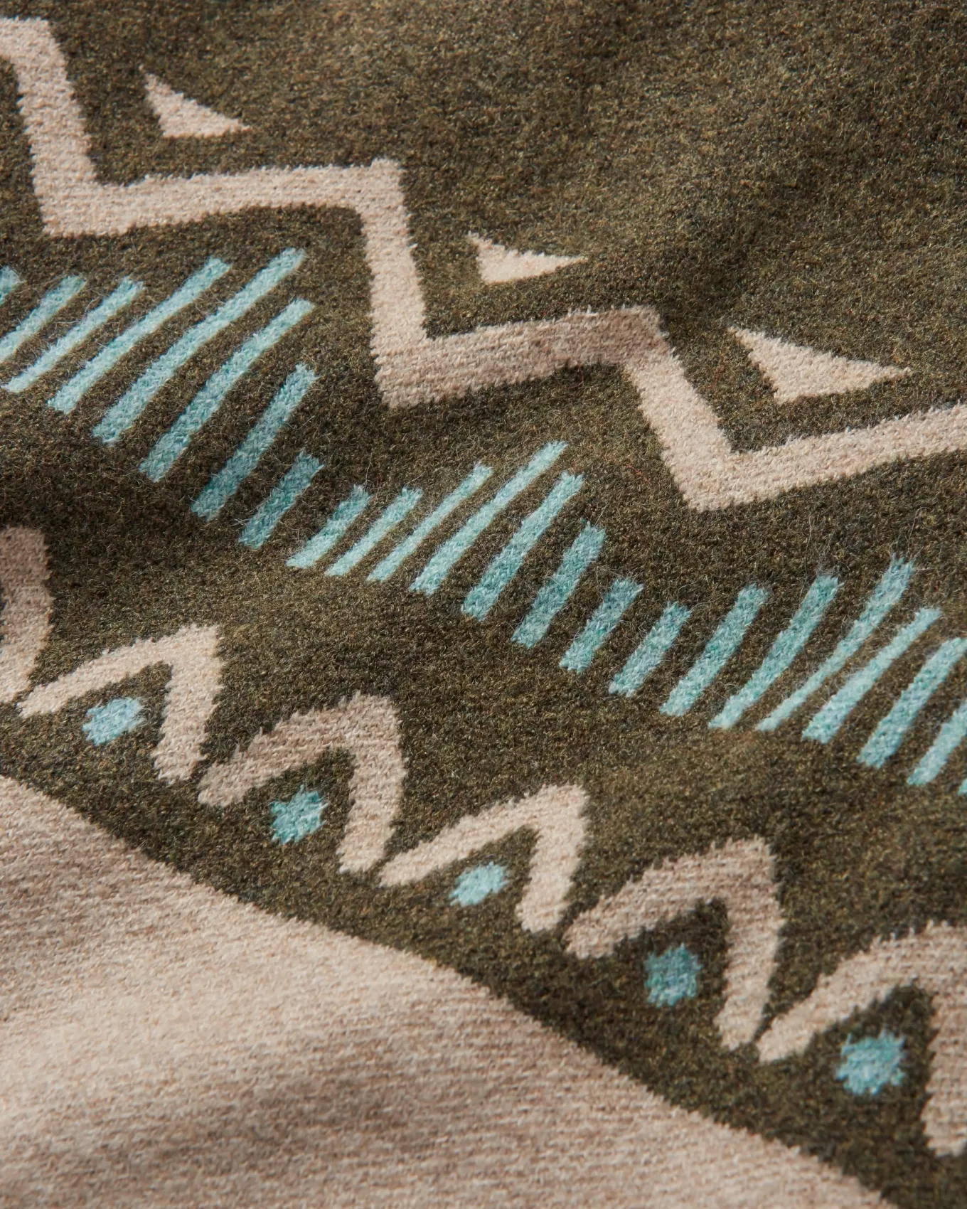 Nettle Recycelter Gestrickter Pullover - Khaki
