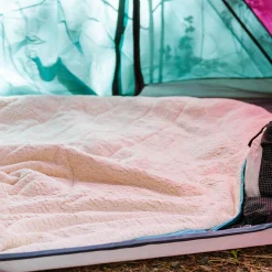 Nomadic Recycelte Sherpa Decke - Schwarz 'Nowhere Bound' Druck