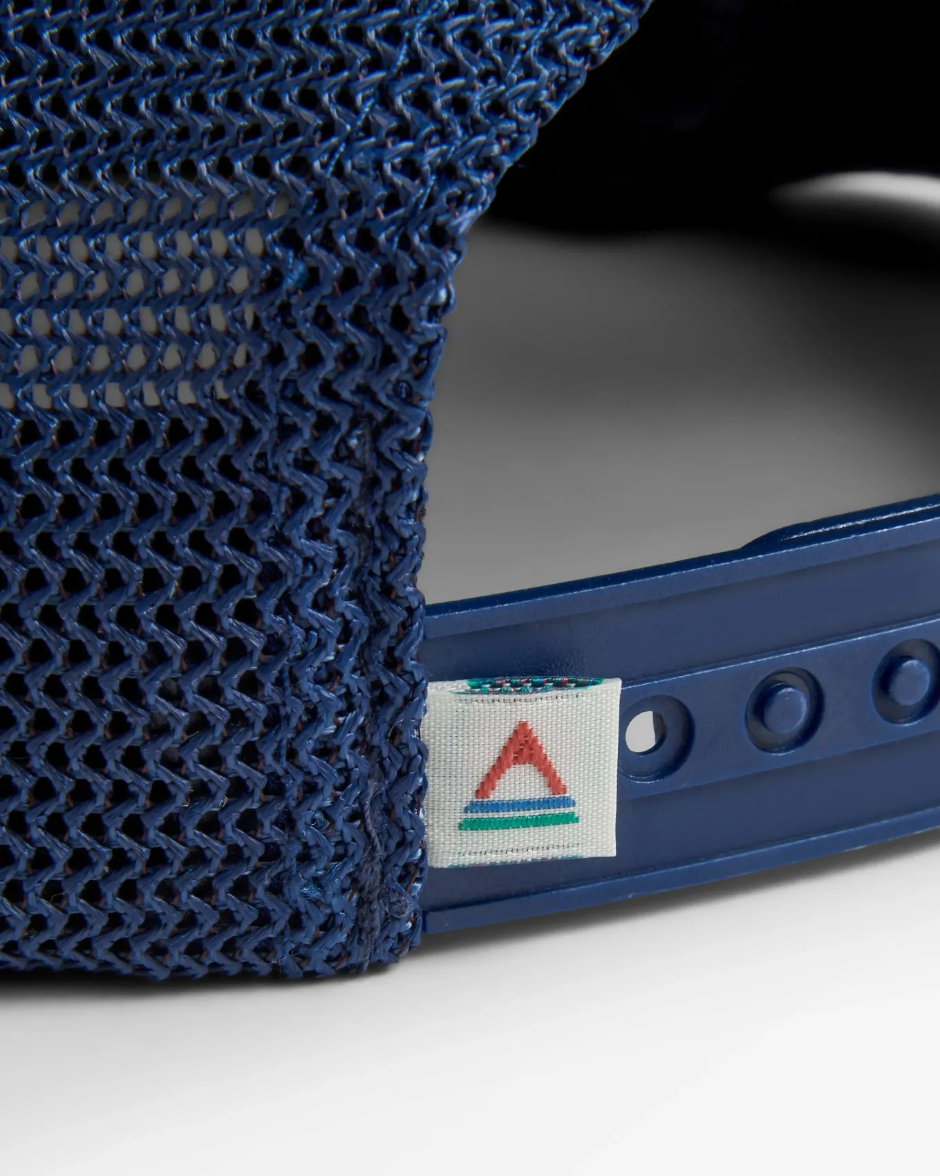 Odyssey Aktiv Trucker-Kappe - Marine/Mondlichtblau