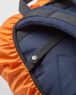 Recycelte wasserdichte Rucksackhülle (18-35L) - Sonnenaufgang Orange