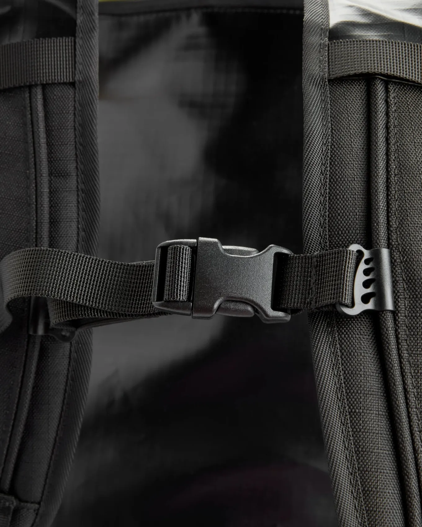 Roamer Recycelte 80L Reisetasche - Schwarz