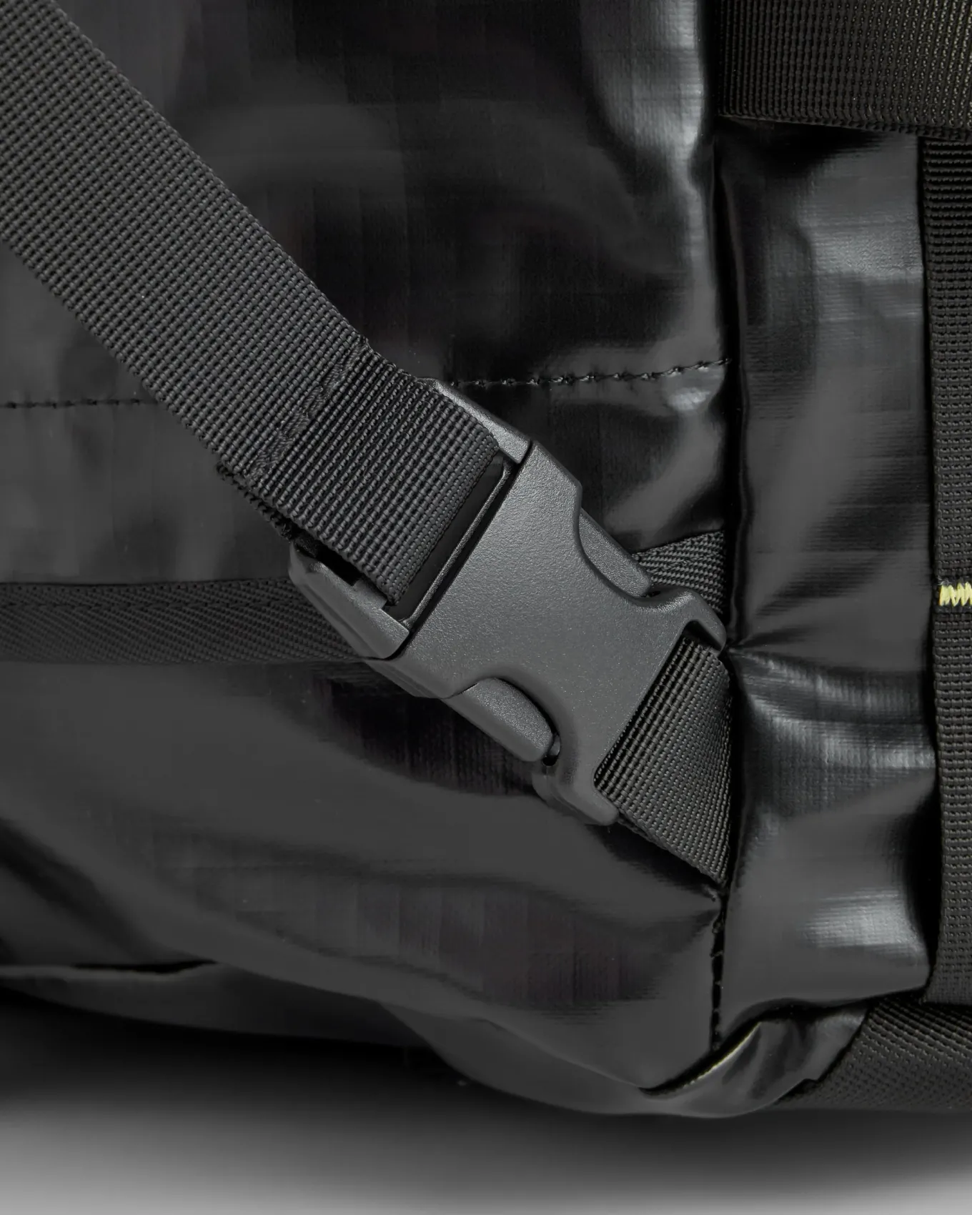 Roamer Recycelte 60L Reisetasche - Schwarz