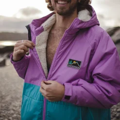 Roaming recycelter Sherpa-Surfponcho - Viridiangrün/Orchidee