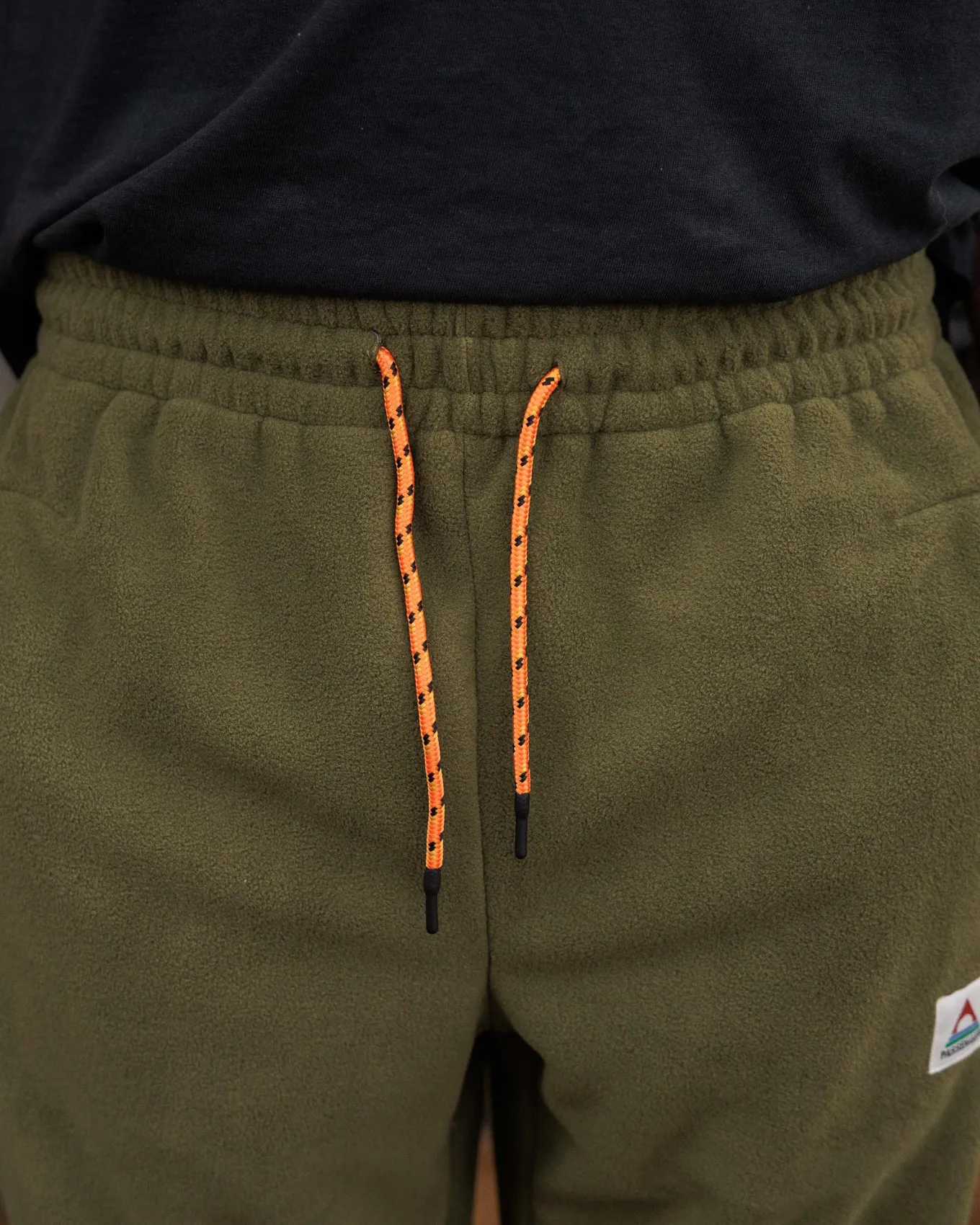 Set off recycelter Polar-Fleece-Jogger - Echtes Schwarz/ Khaki