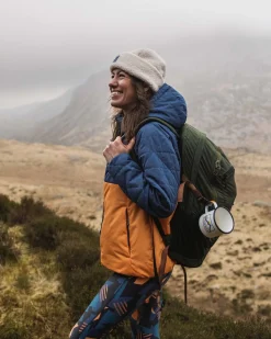 Singletrack Recycelte Thermore®-Isolierjacke - Dunkelblau/Aprikose