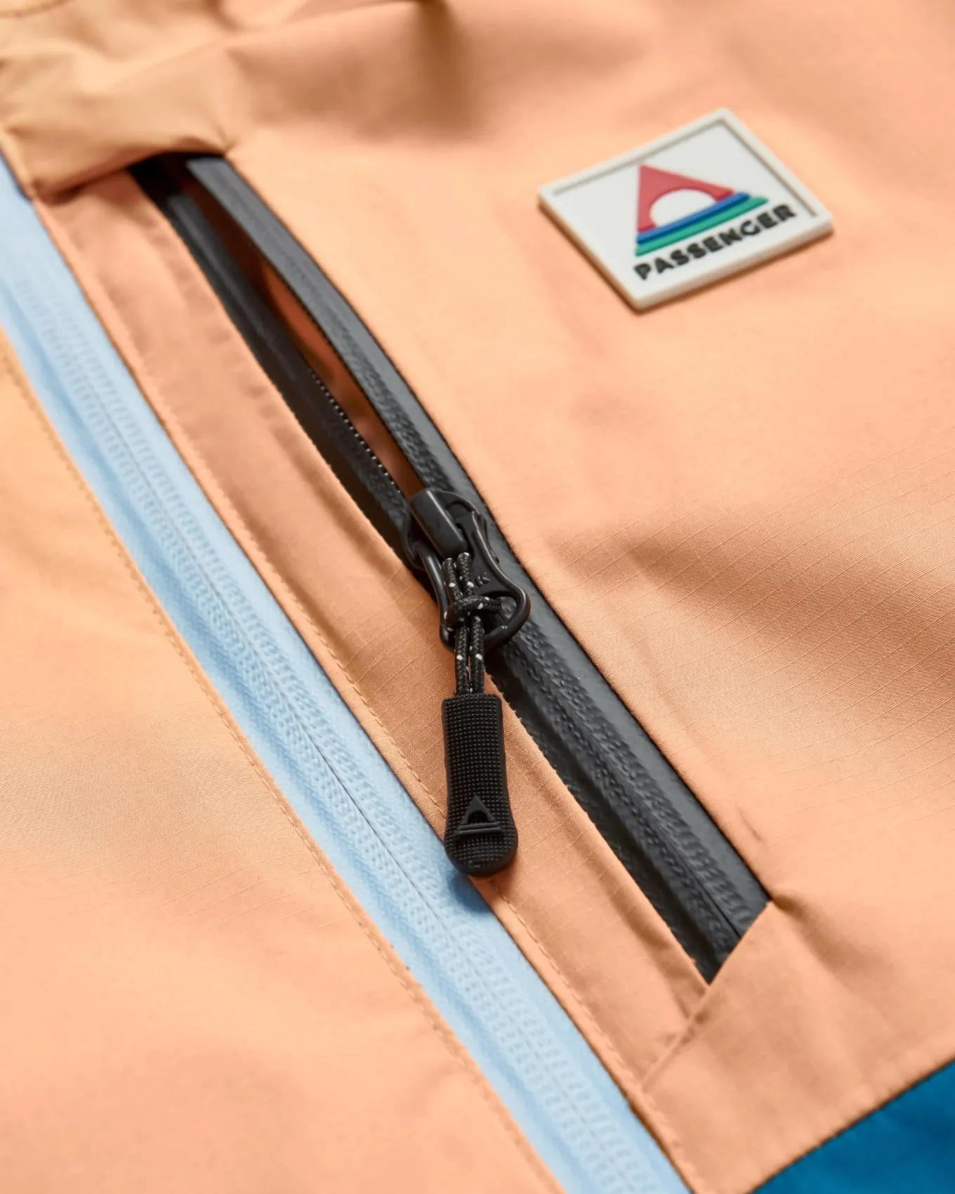 Terrain isolierte wasserabweisende Jacke - Korsarblau/Aprikose