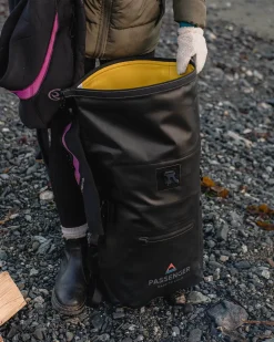 Tide Rucksack aus recyceltem Trockensack 25L - Schwarz